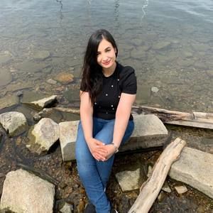 Meet your Posher, Hana